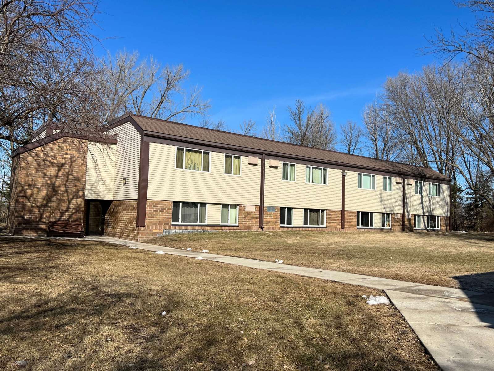 Property main image