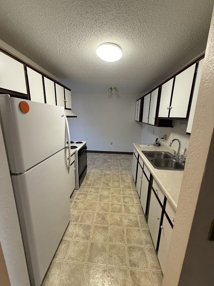 1173 Dewey Street - 1