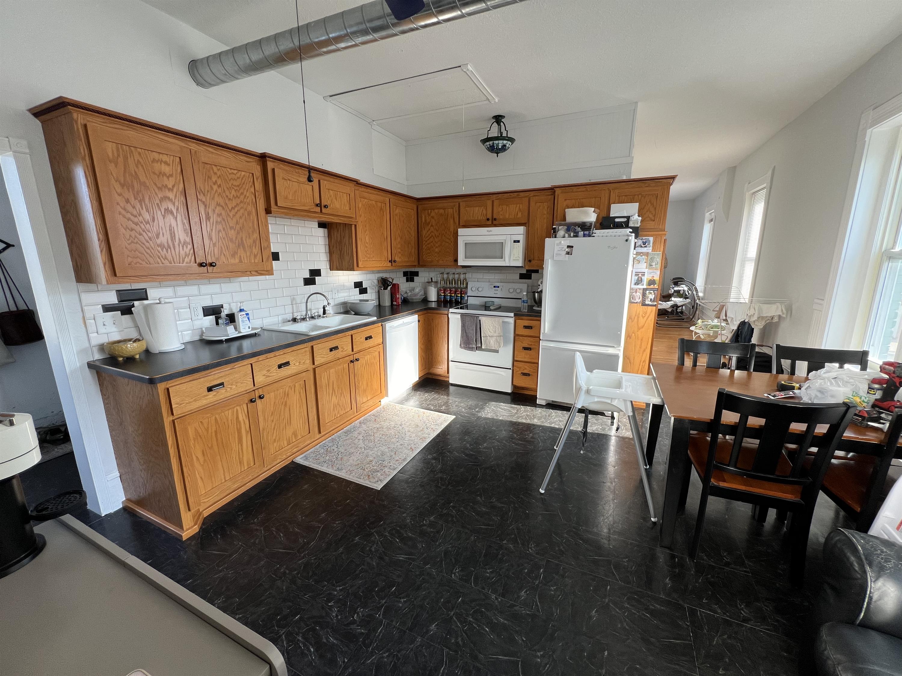 407 Elm Ave 1